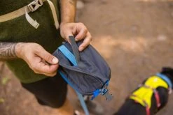 RuffWear Stash Bag Plus Tarvikelaukku, Harmaa/sininen -Hurtta myymälä ruffwear stash bag plus basalt gray 9